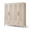 Armoire en bois massif beige avec poignées dorées - 2026