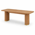 Table de salle à manger en bois avec pieds cannelés - 2026
